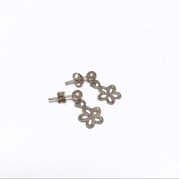 Hawaiian Plumeria Earrings - Picture 1 of 1